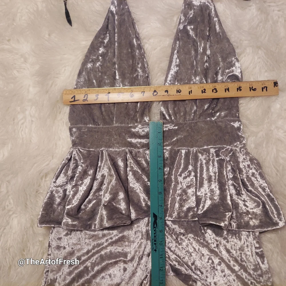 Elegant Silver Gray Velvet Jumpsuit with Halter Neckline - Picture 6 of 15